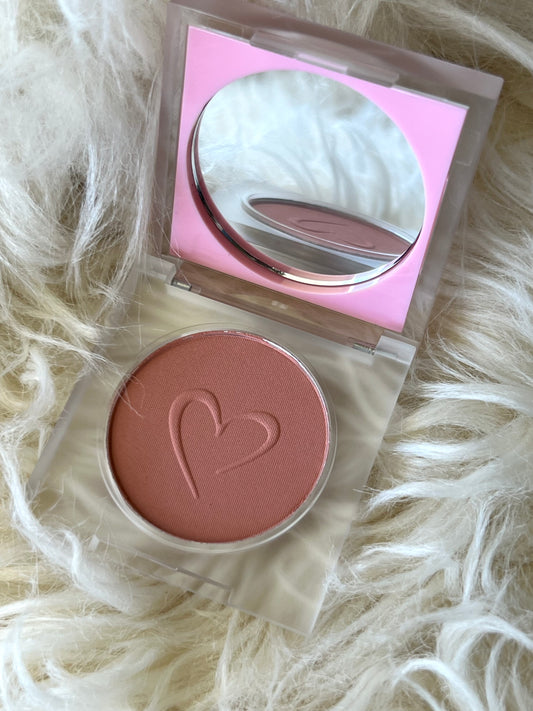 SHE’S MYSTERIOUS blush