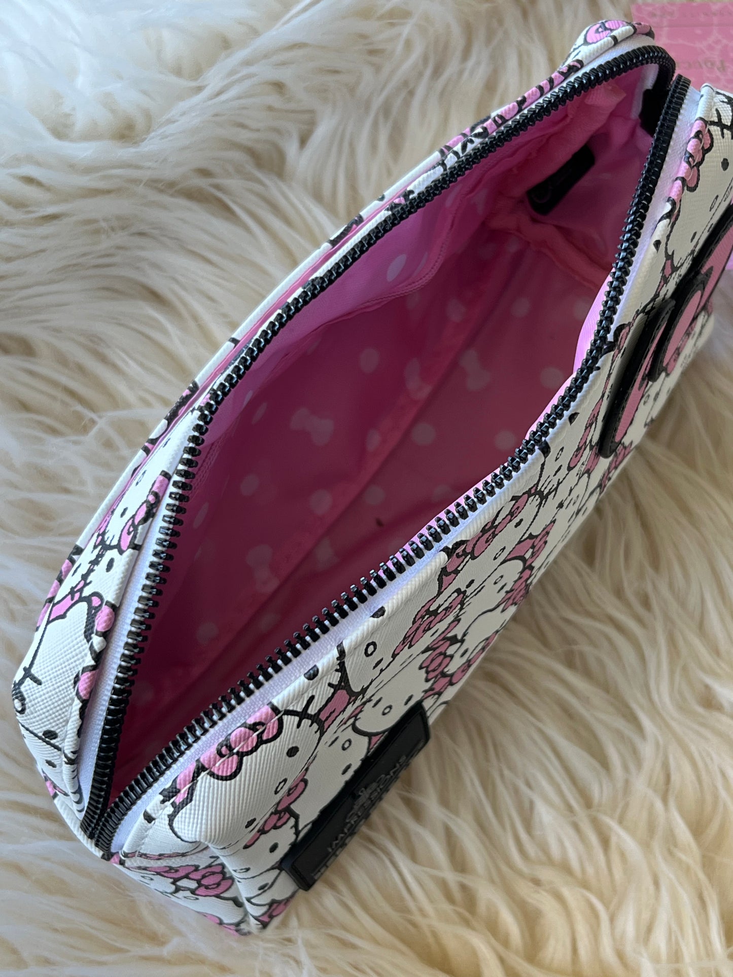 Hello Kitty - Impressions Vanity cosmetic pouch